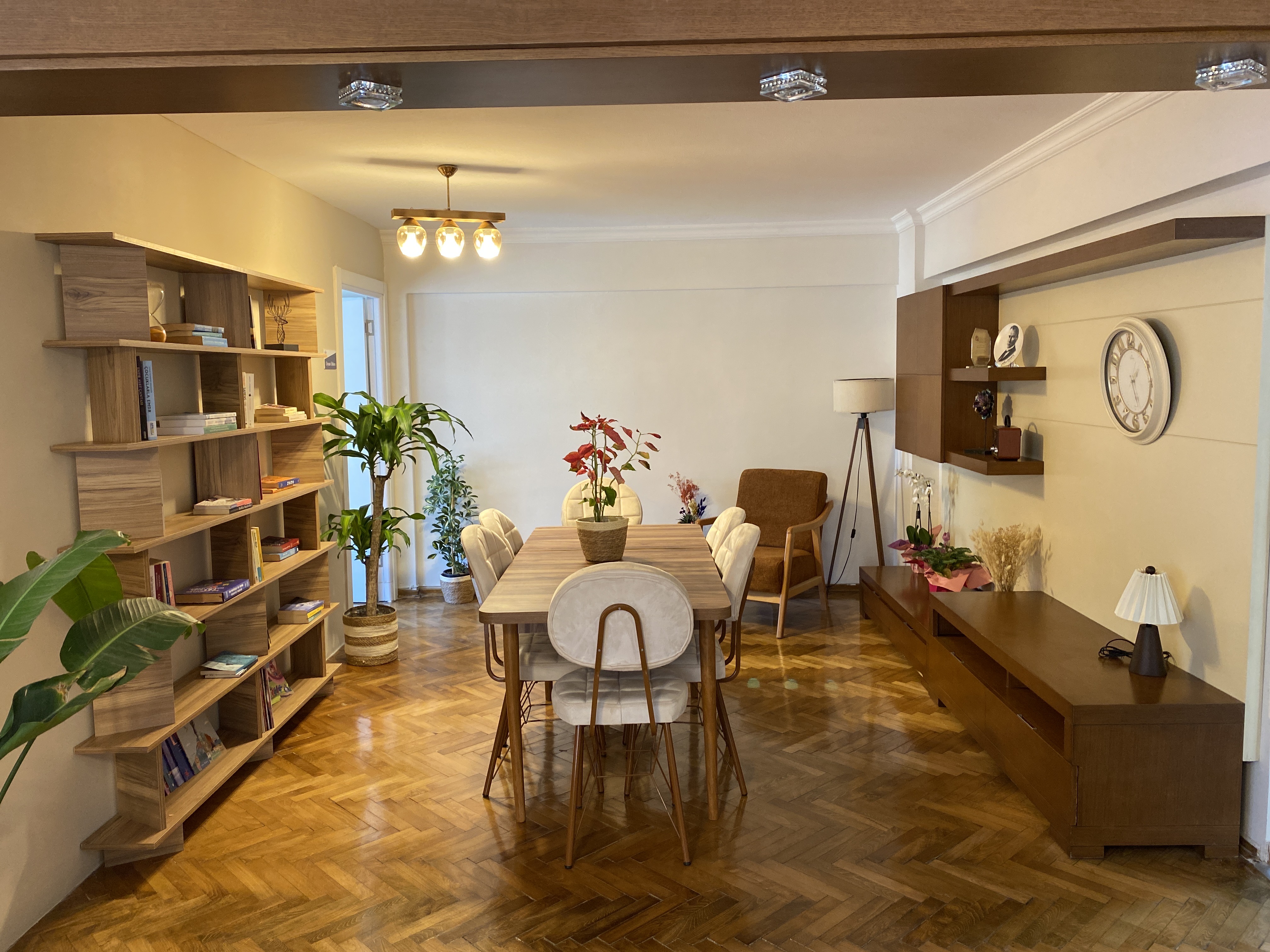 Çalışma ve Toplantı Alanı